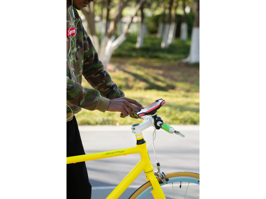 Mobilize Universal Smartphone Bike Holder